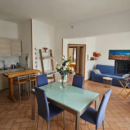 Delizioso Appartamento Collinare Limigiano Esterno foto